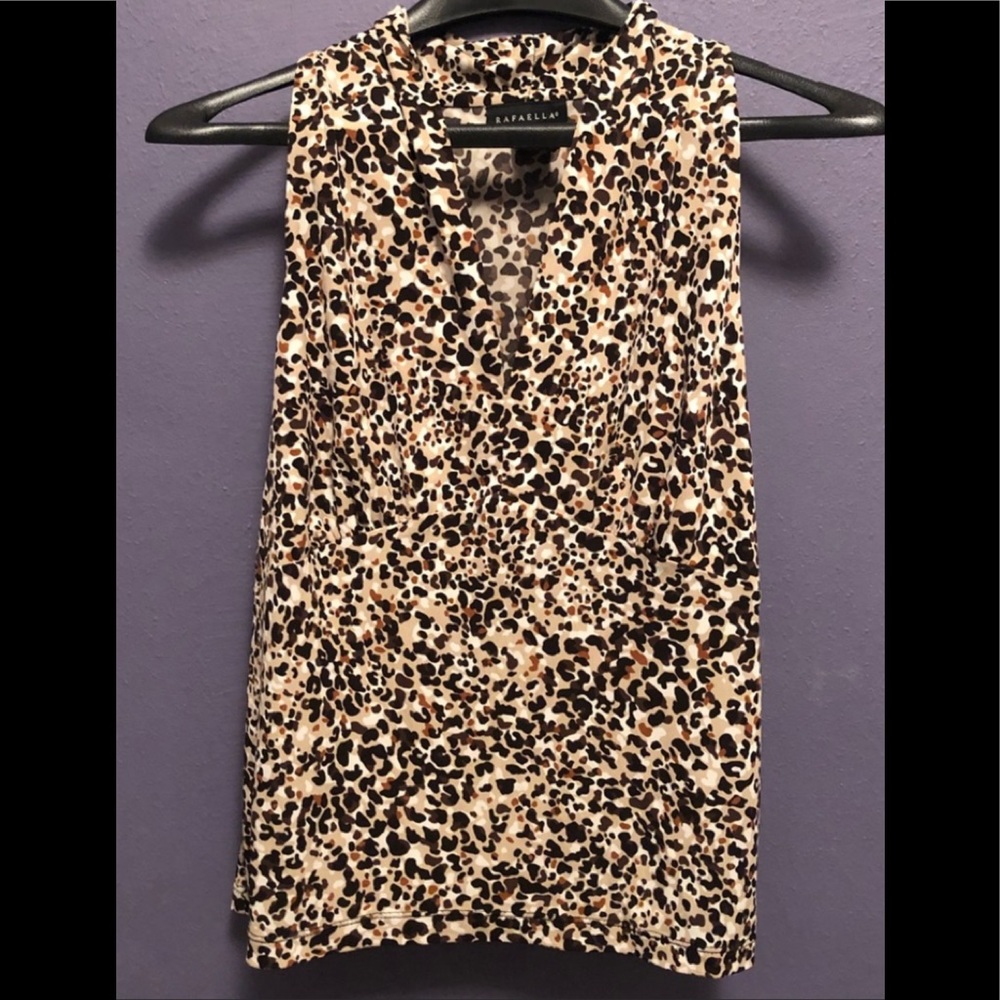💐3/$15💐Rafaella sleeveless animal print top